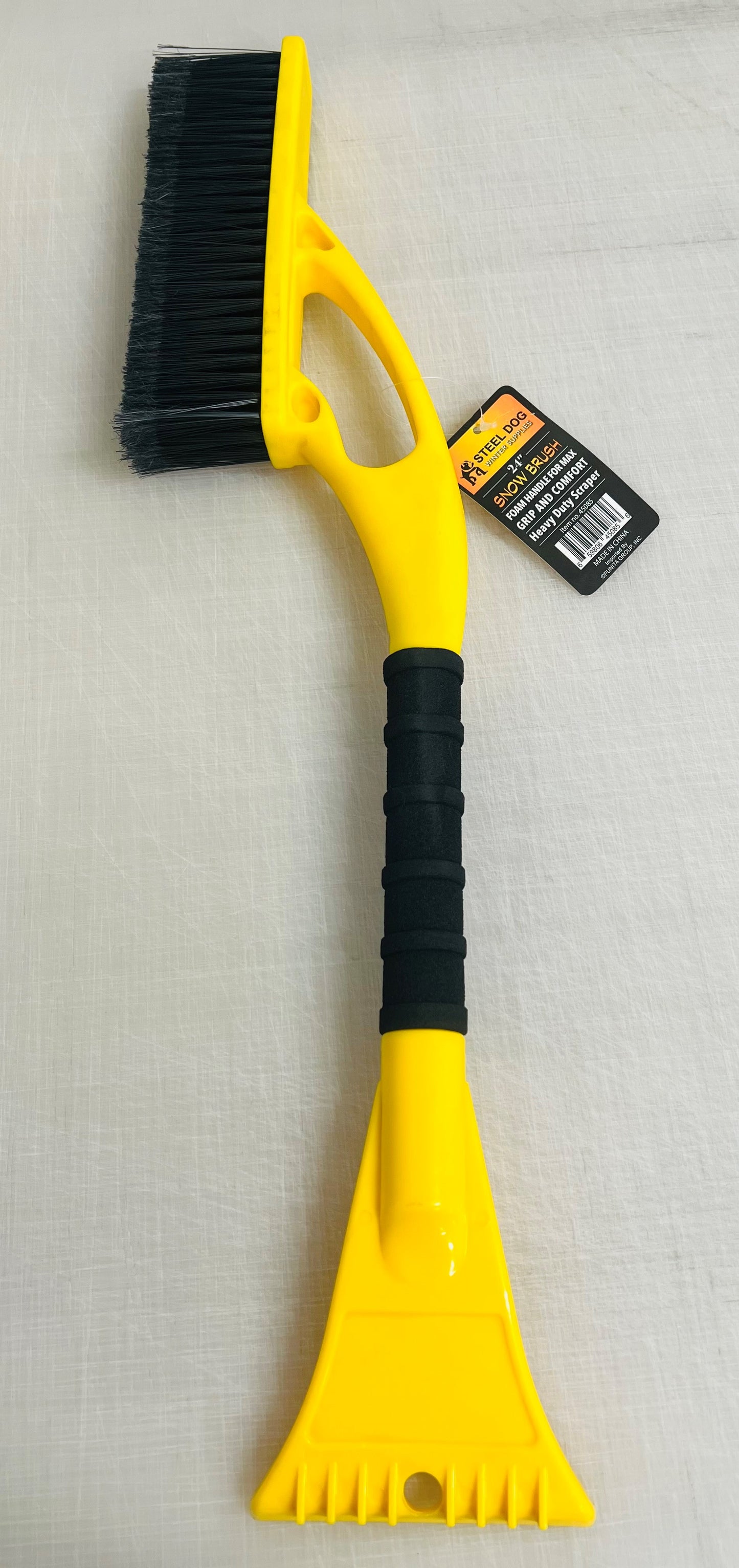 STEEL DOG SNOW BRUSH 24 INCH